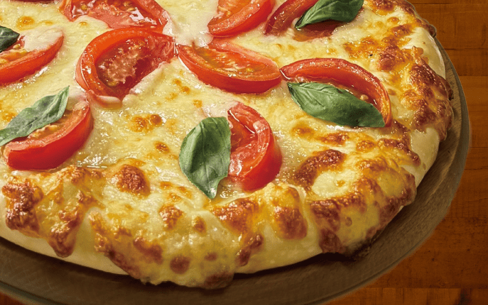 チーズ盛り盛りマルゲリータ - ピザ・カリフォルニアの本格アメリカンピザ